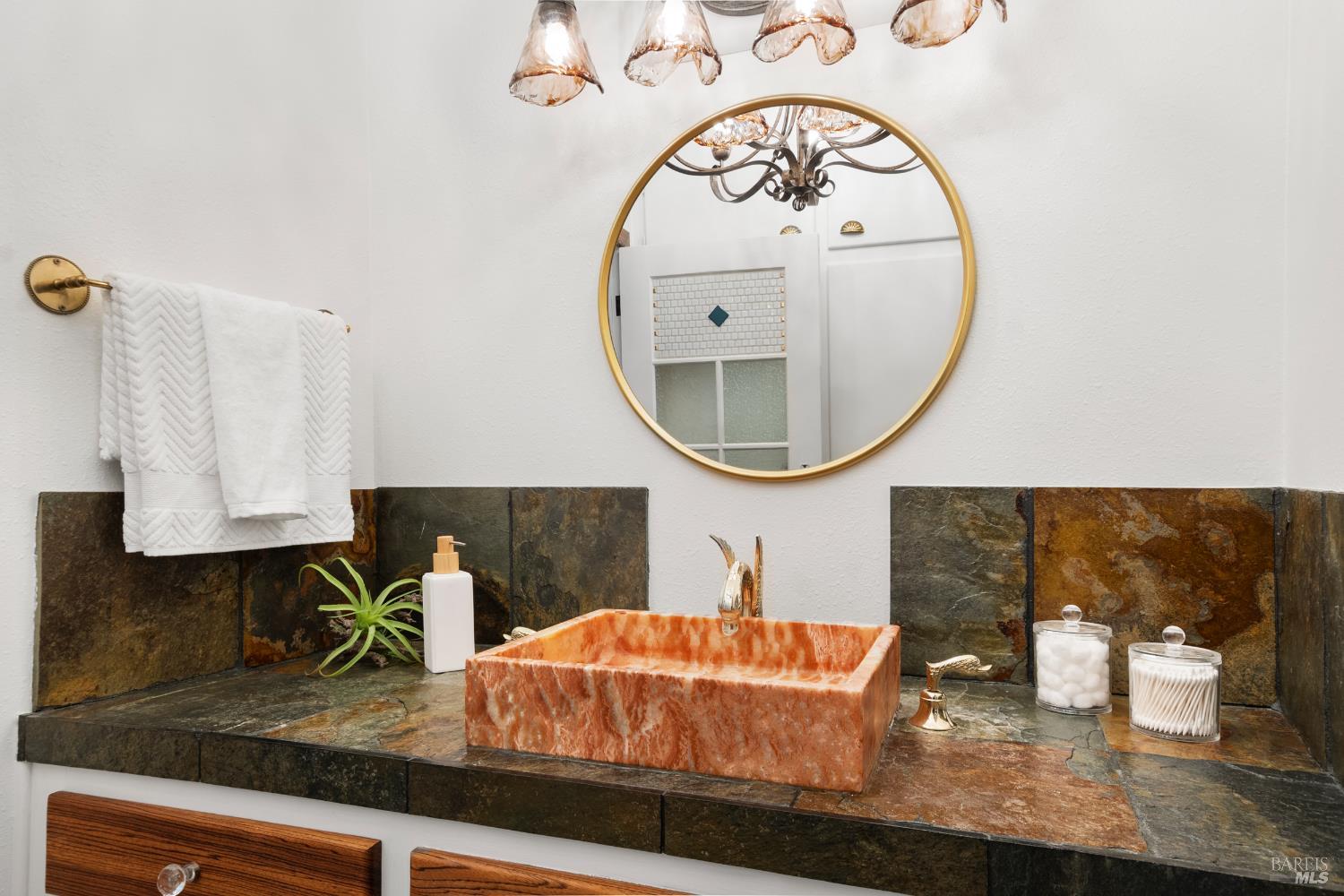 Detail Gallery Image 38 of 65 For 12303 Margie Ln, Glen Ellen,  CA 95442 - 1 Beds | 1/1 Baths