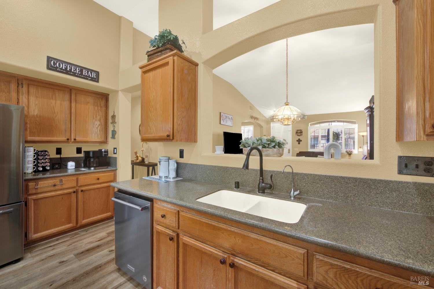 Detail Gallery Image 21 of 62 For 161 Currant Ln, Vacaville,  CA 95687 - 2 Beds | 2 Baths