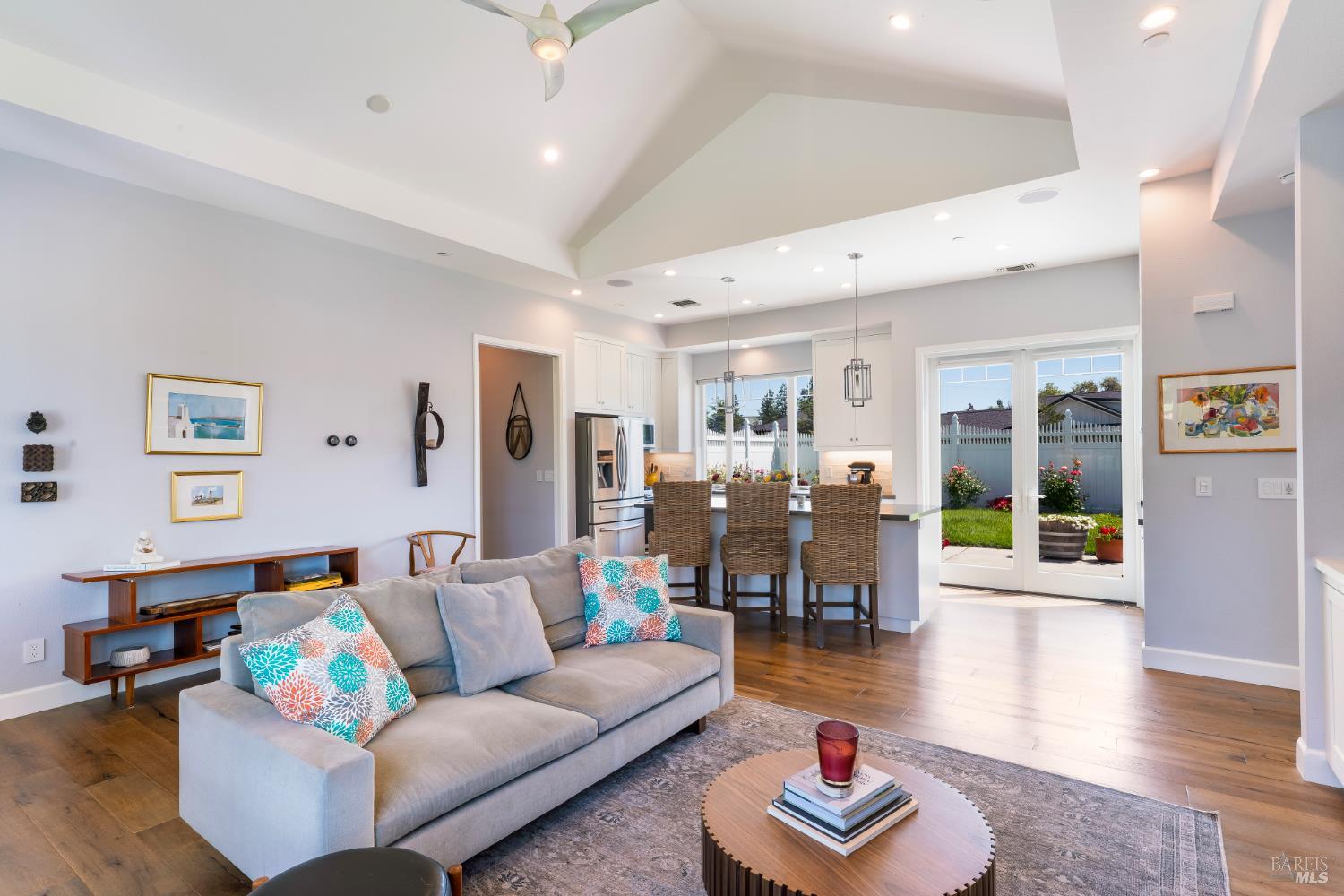 Detail Gallery Image 16 of 52 For 416 Royal Meadows Ct, Santa Rosa,  CA 95404 - 2 Beds | 2 Baths