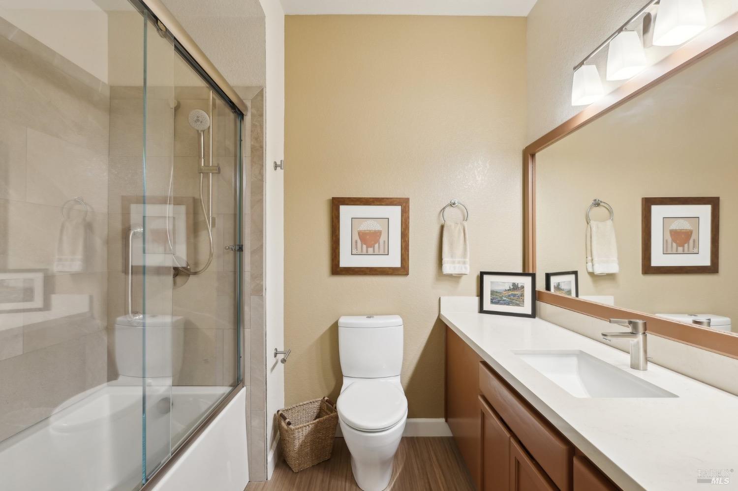 Detail Gallery Image 25 of 36 For 603 Cherry Ave, Sonoma,  CA 95476 - 2 Beds | 2 Baths