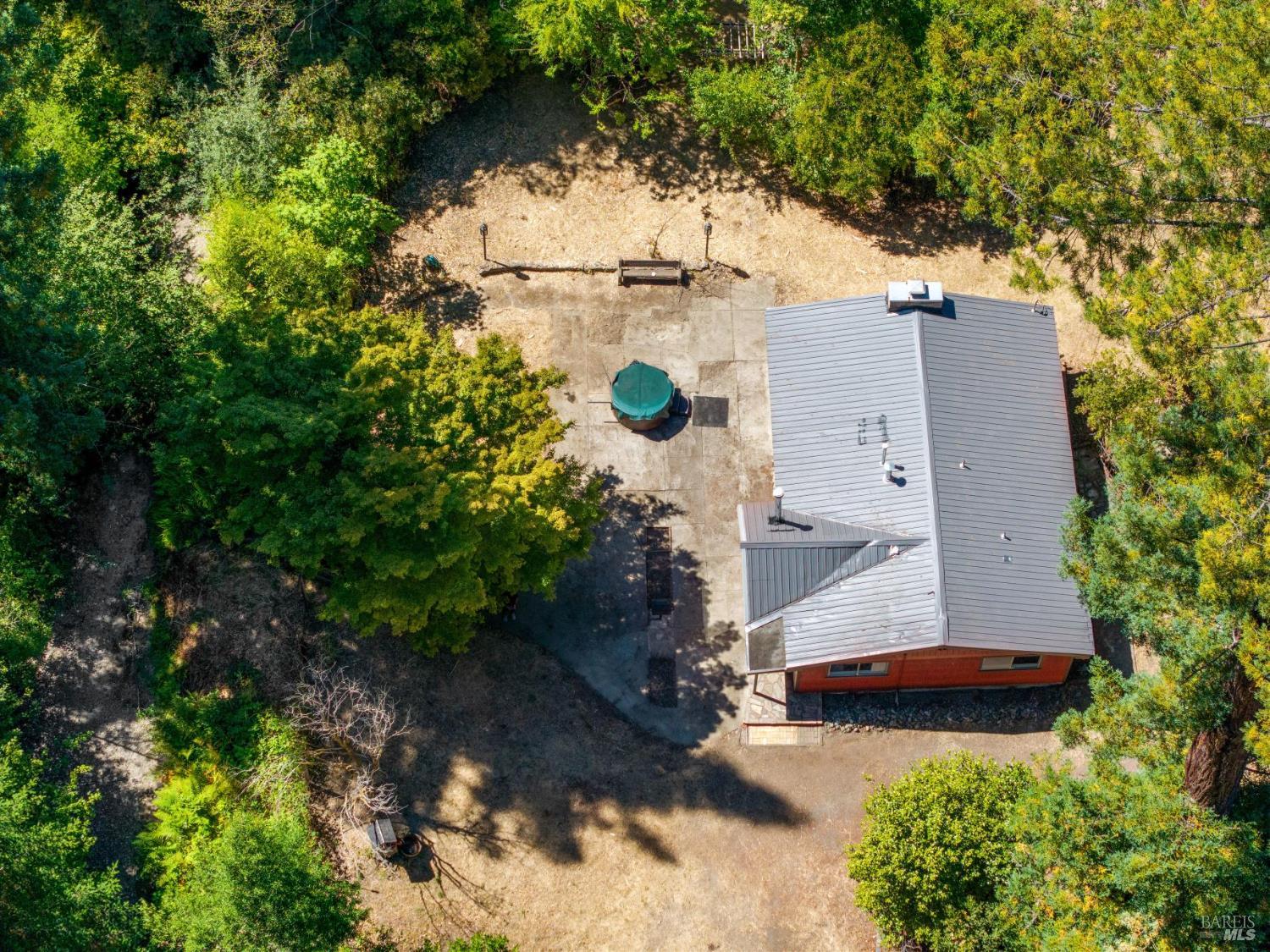 Detail Gallery Image 8 of 59 For 11 Kidd Creek Rd, Cazadero,  CA 95421 - 1 Beds | 1 Baths