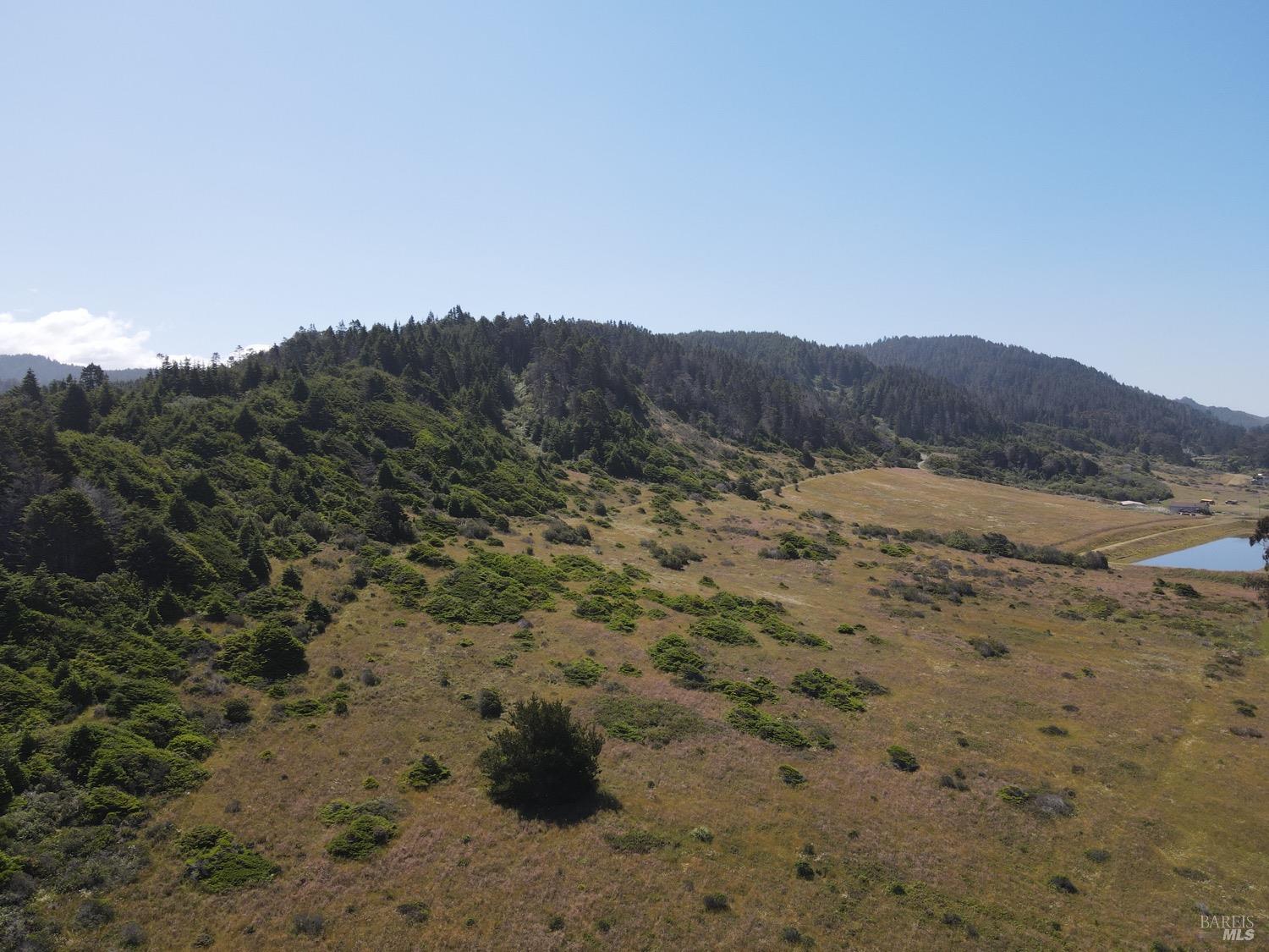 Detail Gallery Image 3 of 14 For 37601 N Highway 1 Hwy, Westport,  CA 95488 - – Beds | – Baths