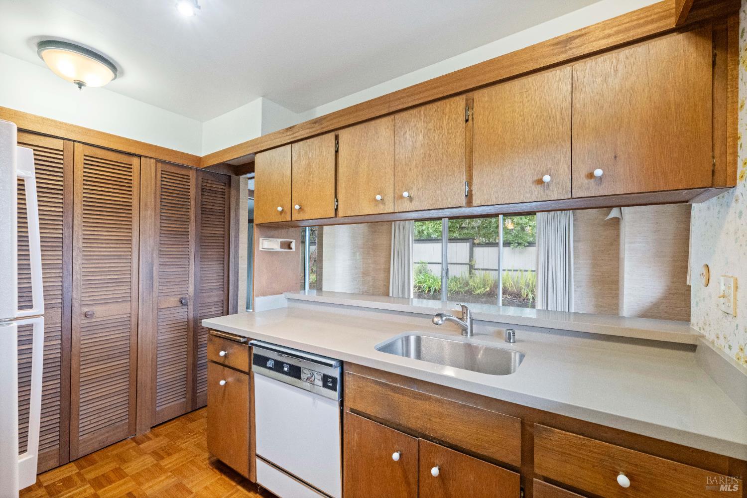 Detail Gallery Image 31 of 53 For 1026 East Ave, Napa,  CA 94559 - 2 Beds | 2 Baths