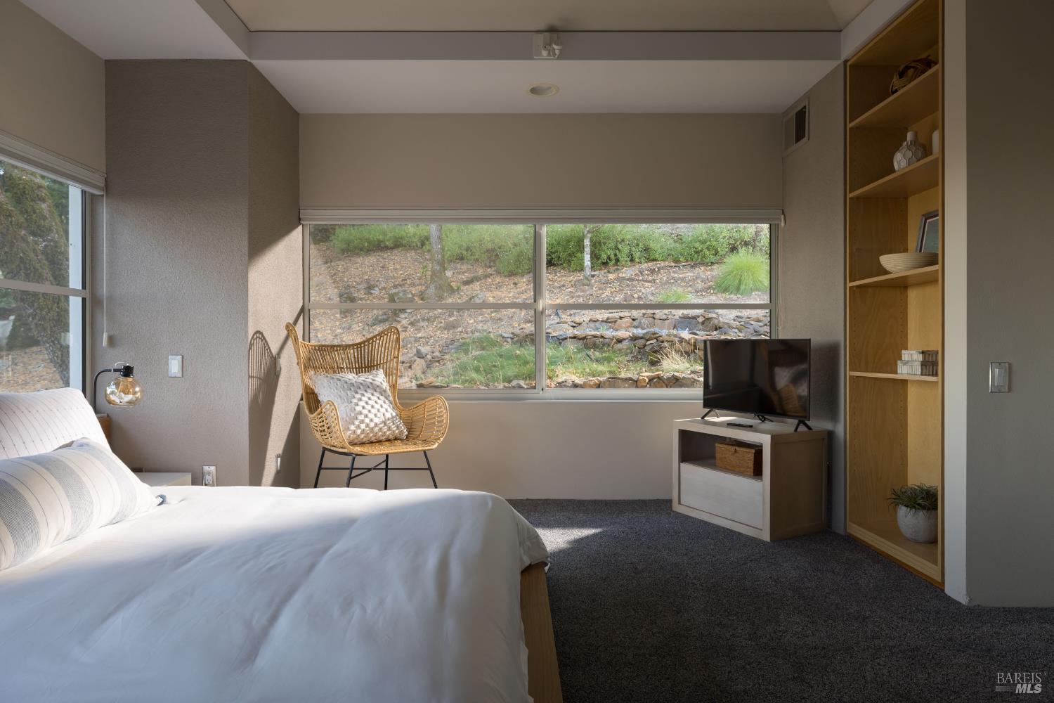 Detail Gallery Image 33 of 39 For 3685 White Alder Unkn, Sonoma,  CA 95476 - 3 Beds | 3/2 Baths