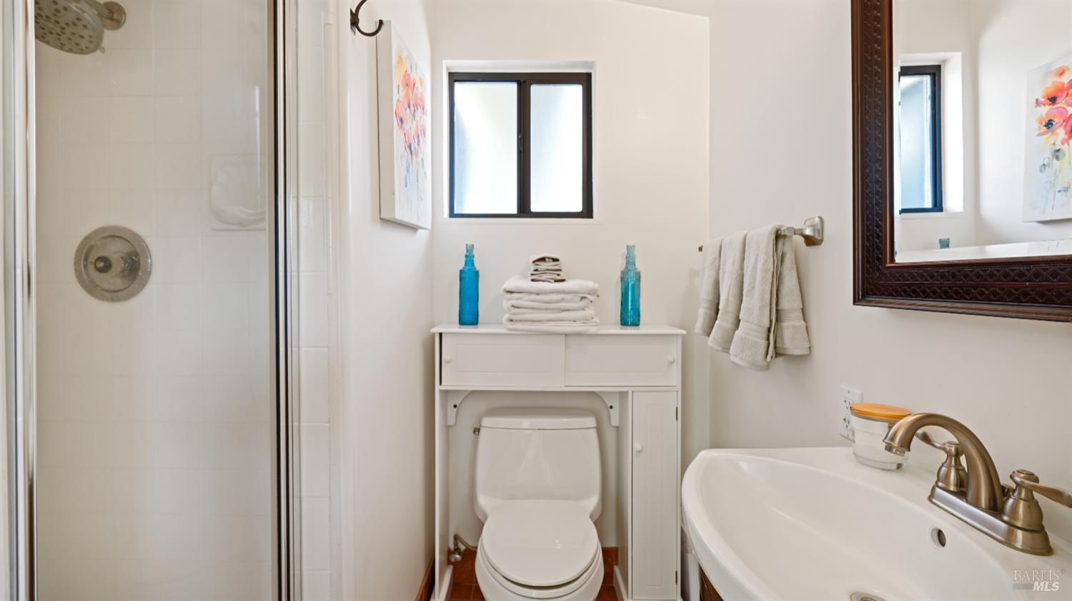 Detail Gallery Image 17 of 29 For 6131 Batesole Dr, Santa Rosa,  CA 95404 - 3 Beds | 2 Baths