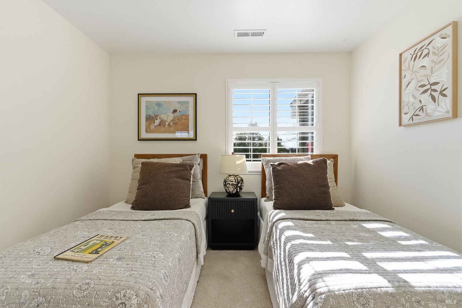 Detail Gallery Image 38 of 51 For 1816 Downing St, Petaluma,  CA 94954 - 3 Beds | 1/1 Baths