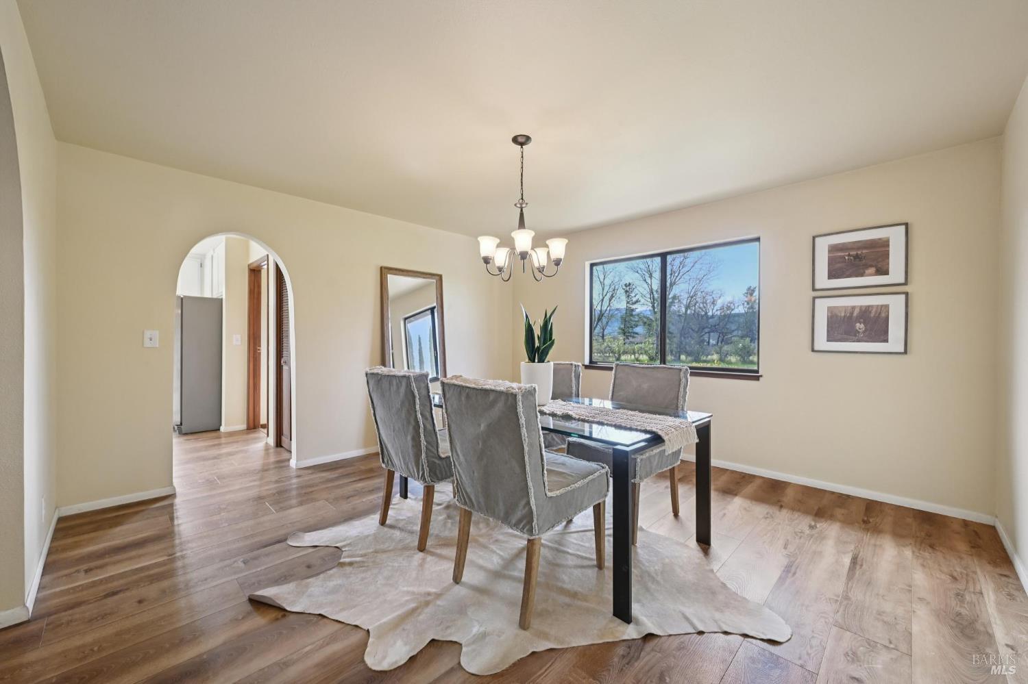 Detail Gallery Image 14 of 39 For 2550 Greenwood Ave, Calistoga,  CA 94515 - 4 Beds | 2/1 Baths