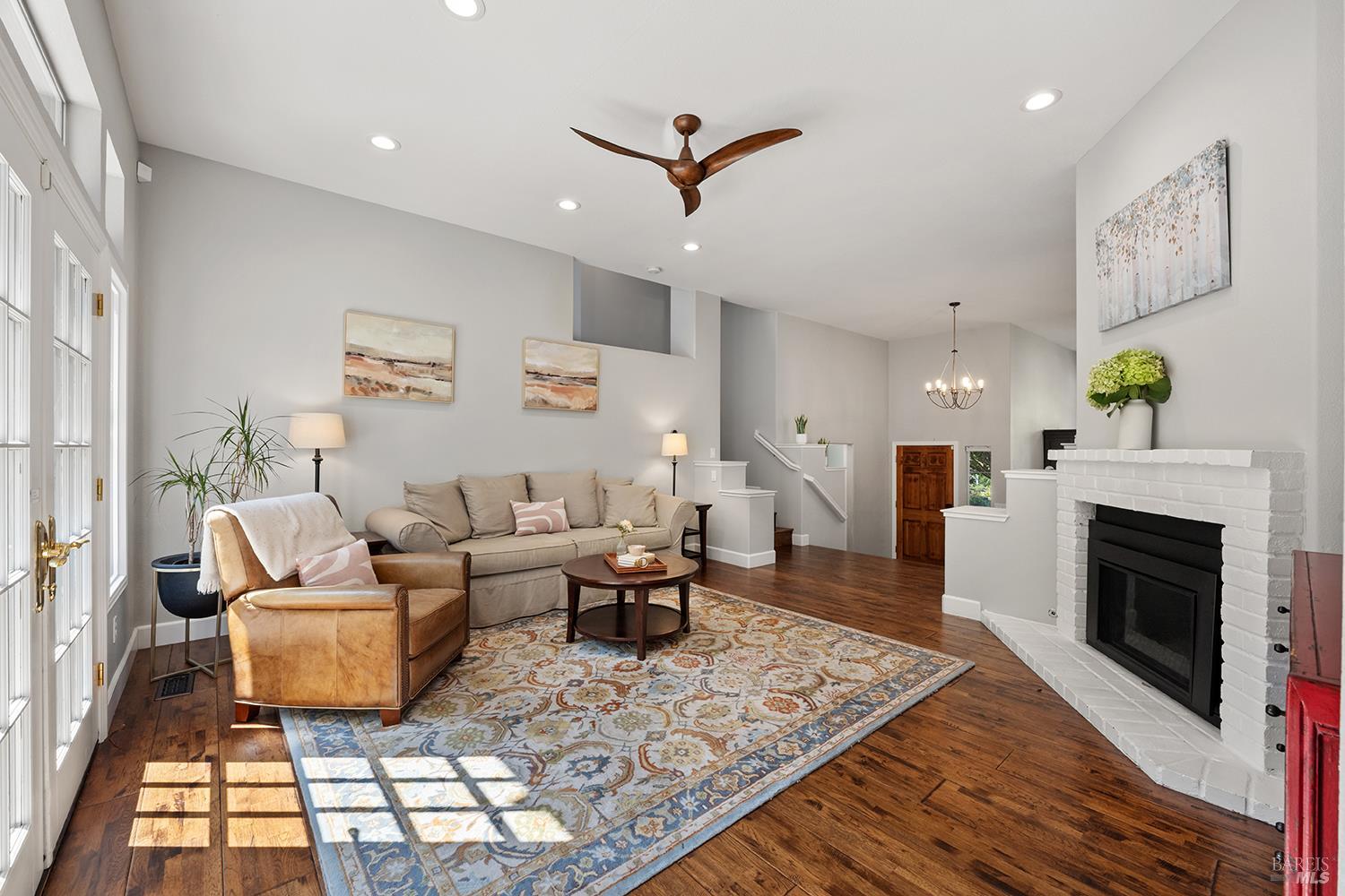 Detail Gallery Image 16 of 60 For 3991 Haven Ct, Sebastopol,  CA 95472 - 4 Beds | 2/1 Baths