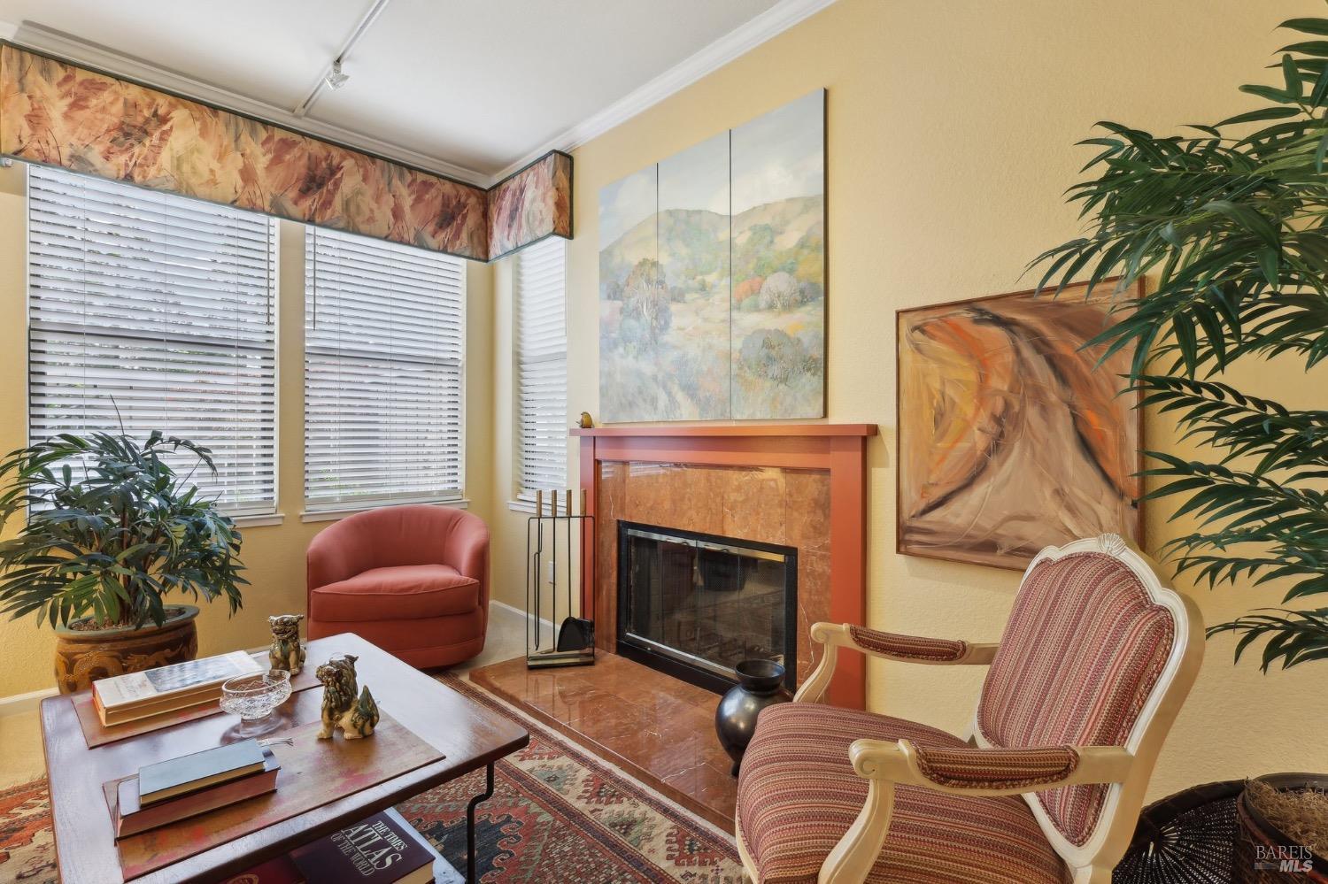 Detail Gallery Image 10 of 36 For 603 Cherry Ave, Sonoma,  CA 95476 - 2 Beds | 2 Baths