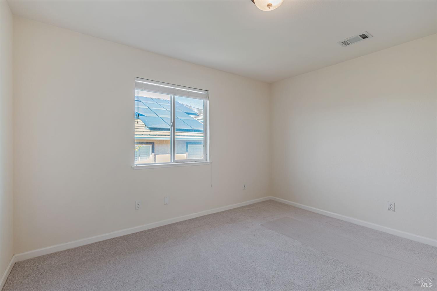 Detail Gallery Image 33 of 49 For 6206 Pebble Beach Dr, Vallejo,  CA 94591 - 5 Beds | 4 Baths