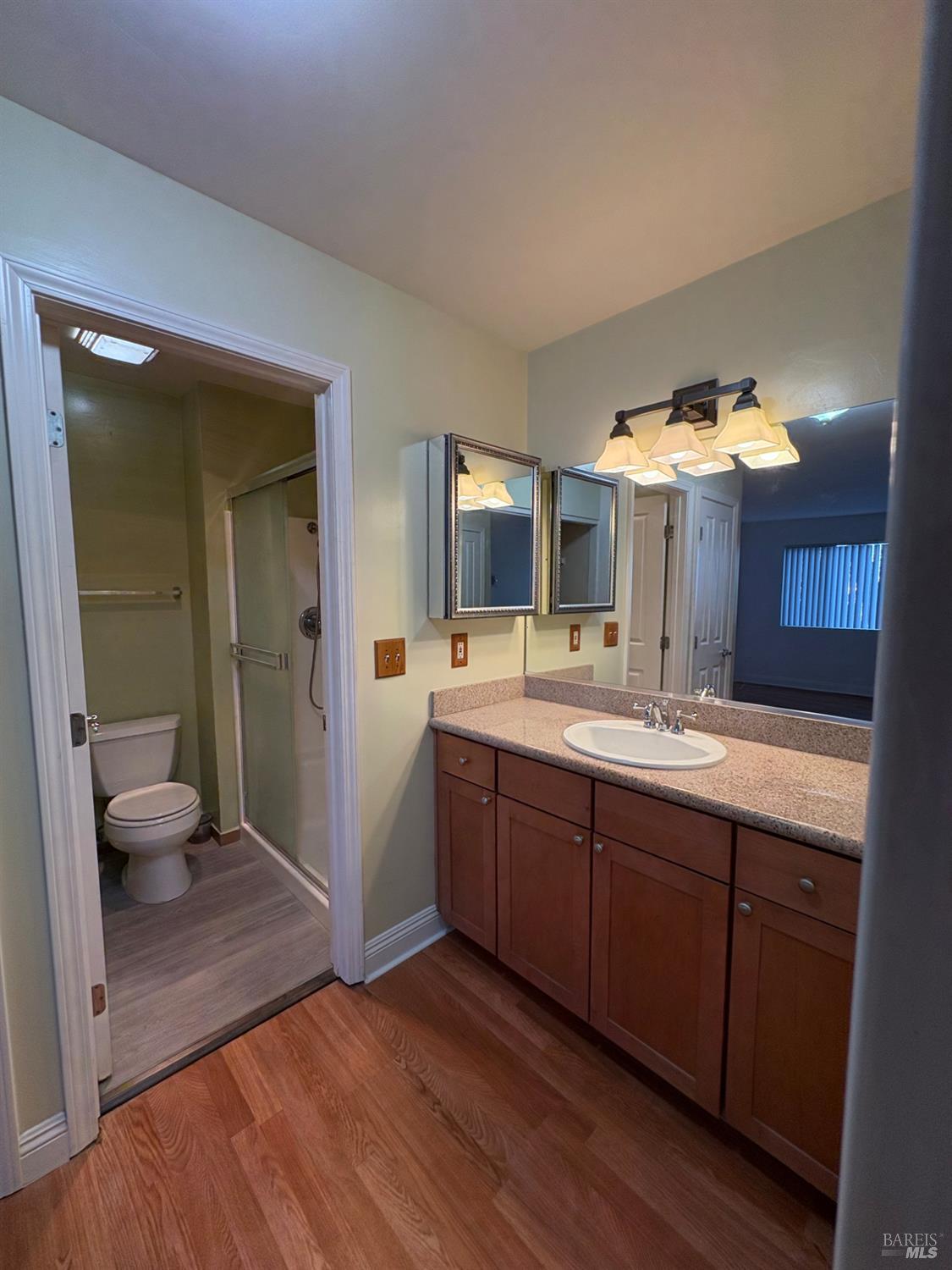 Detail Gallery Image 11 of 15 For 297 Enterprise Dr, Rohnert Park,  CA 94928 - 2 Beds | 2 Baths