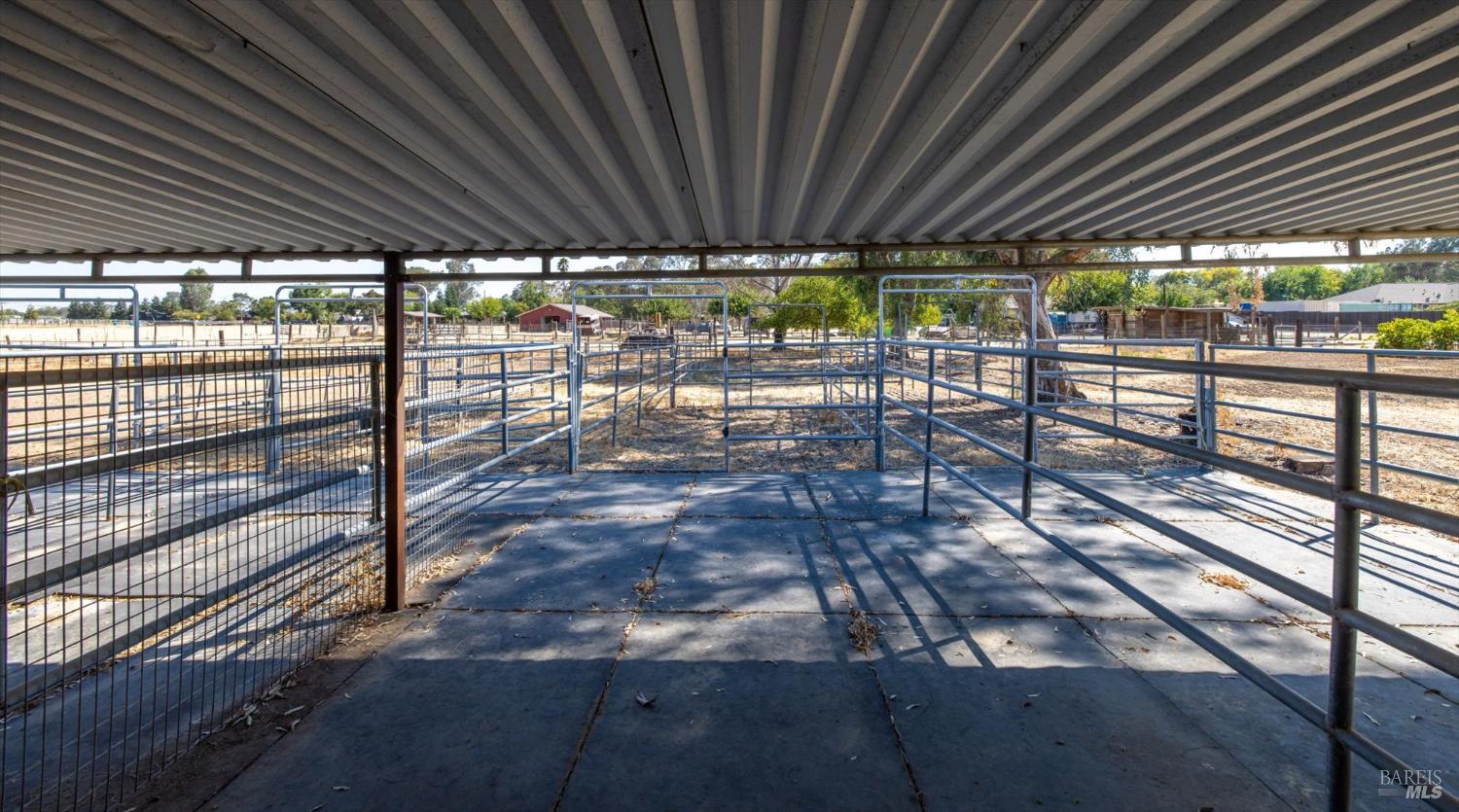 Detail Gallery Image 39 of 60 For 7672 Country Ln, Vacaville,  CA 95688 - 3 Beds | 3 Baths