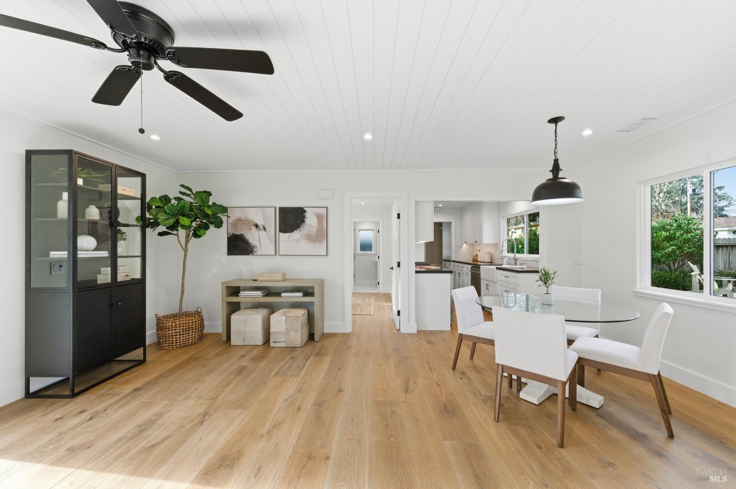 Detail Gallery Image 40 of 66 For 1123 Oak Ave, Saint Helena,  CA 94574 - 4 Beds | 4/2 Baths