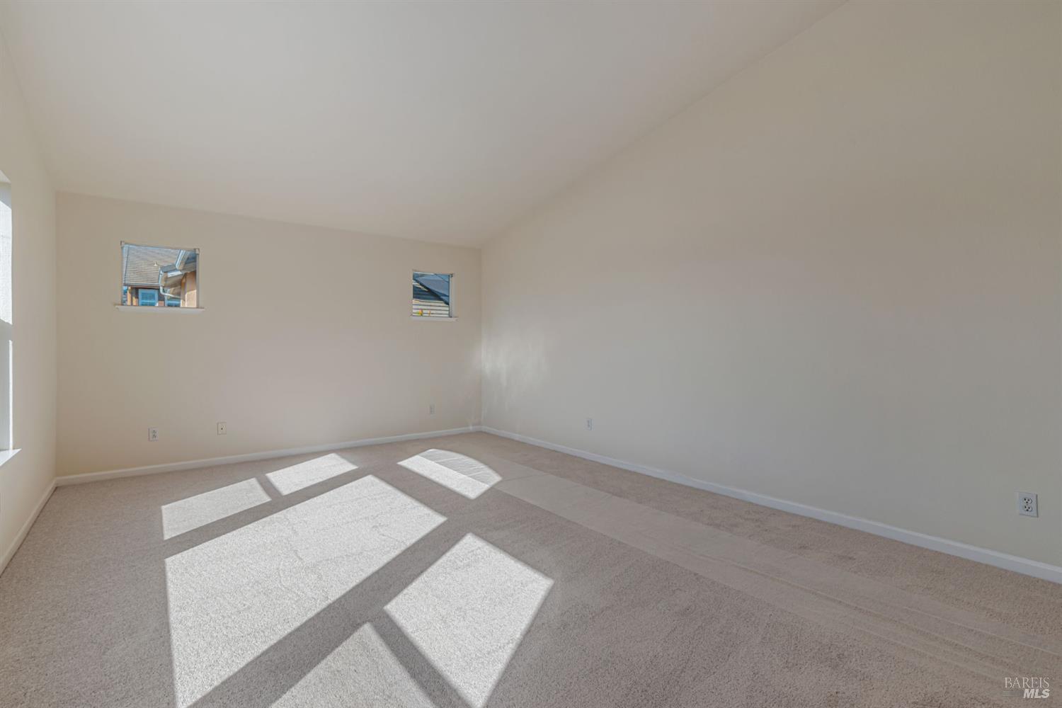 Detail Gallery Image 24 of 49 For 6206 Pebble Beach Dr, Vallejo,  CA 94591 - 5 Beds | 4 Baths