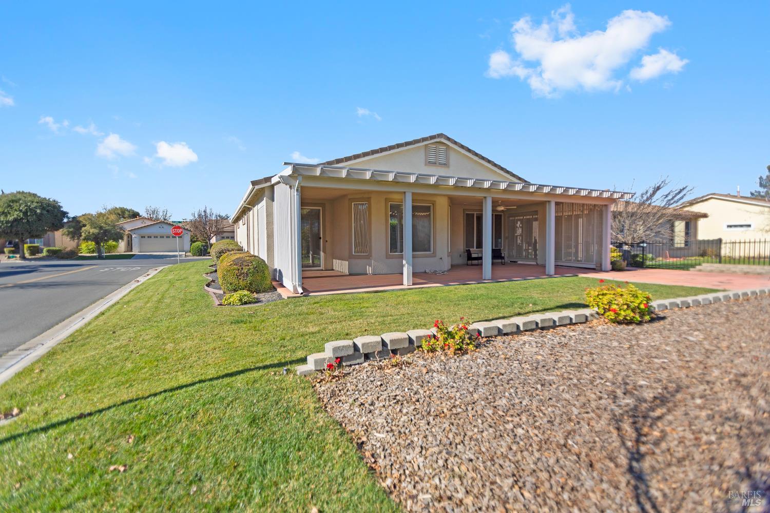 Detail Gallery Image 8 of 34 For 410 Atlantic Dr, Rio Vista,  CA 94571 - 2 Beds | 2 Baths