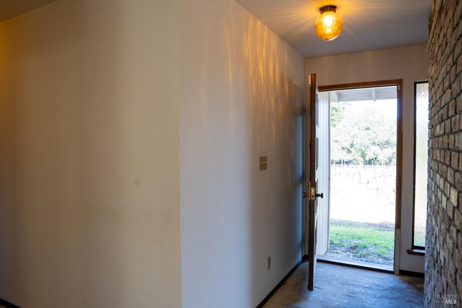 Detail Gallery Image 16 of 21 For 5555 Rio Vida Ln, Sebastopol,  CA 95472 - 3 Beds | 2 Baths