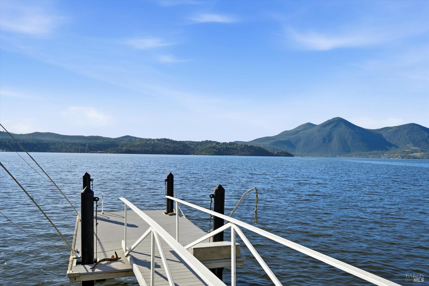 Detail Gallery Image 4 of 40 For 13319 Lakeshore Dr, Clearlake,  CA 95422 - – Beds | – Baths