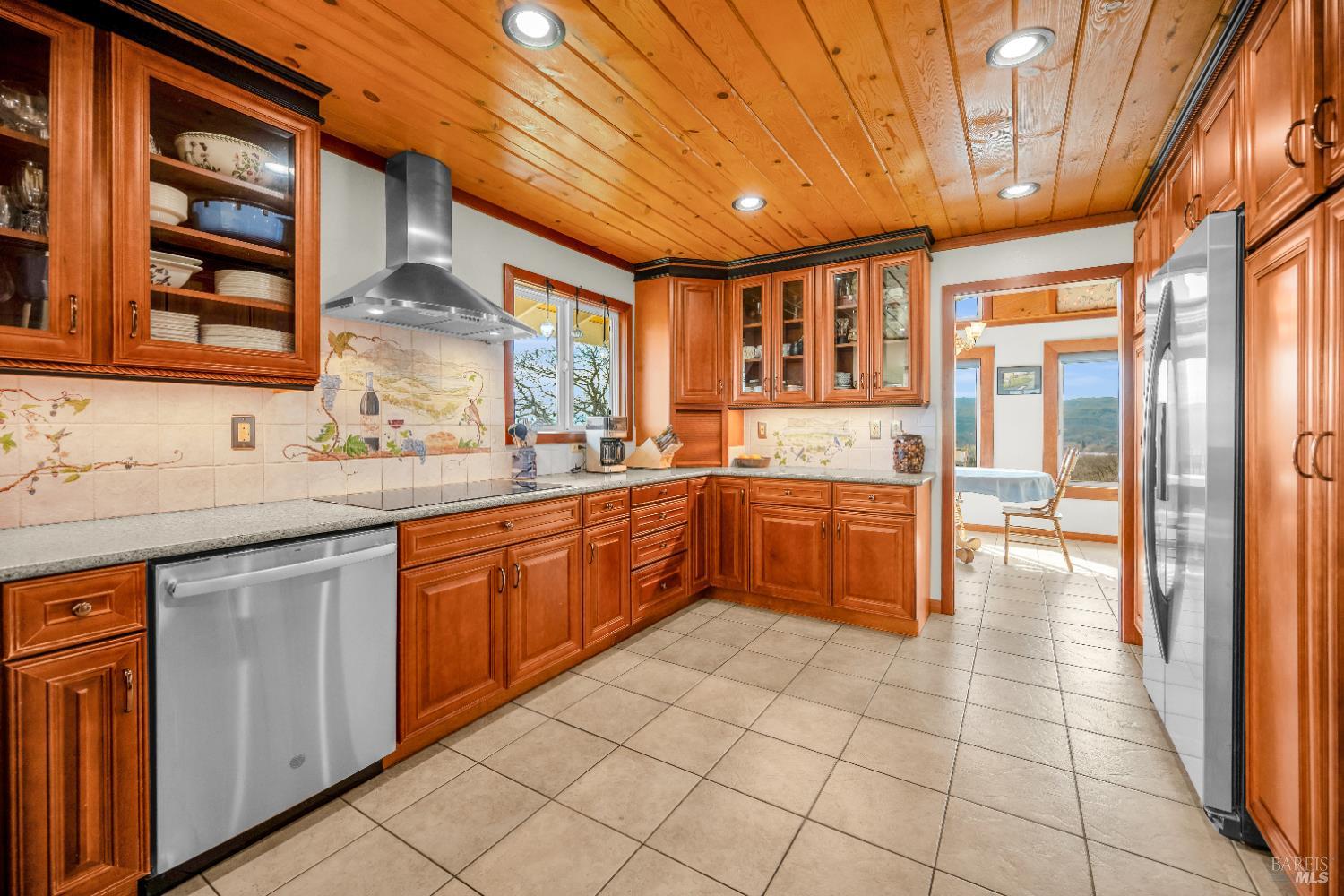 Detail Gallery Image 7 of 60 For 3774 Leal Dr, Lakeport,  CA 95453 - 4 Beds | 3 Baths