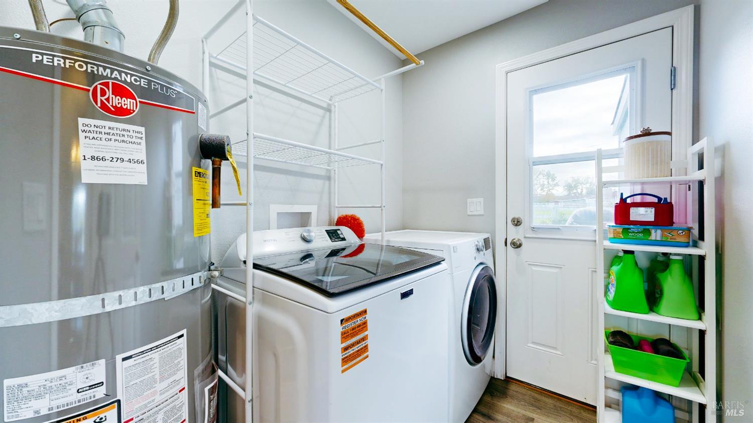 Detail Gallery Image 48 of 99 For 380 Irwin Ln, Santa Rosa,  CA 95401 - 3 Beds | 2 Baths