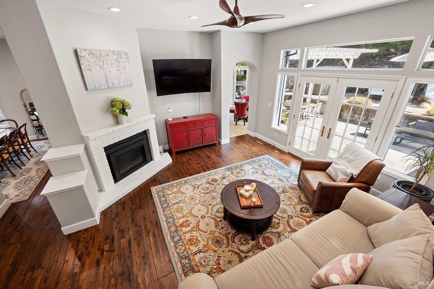 Detail Gallery Image 17 of 60 For 3991 Haven Ct, Sebastopol,  CA 95472 - 4 Beds | 2/1 Baths