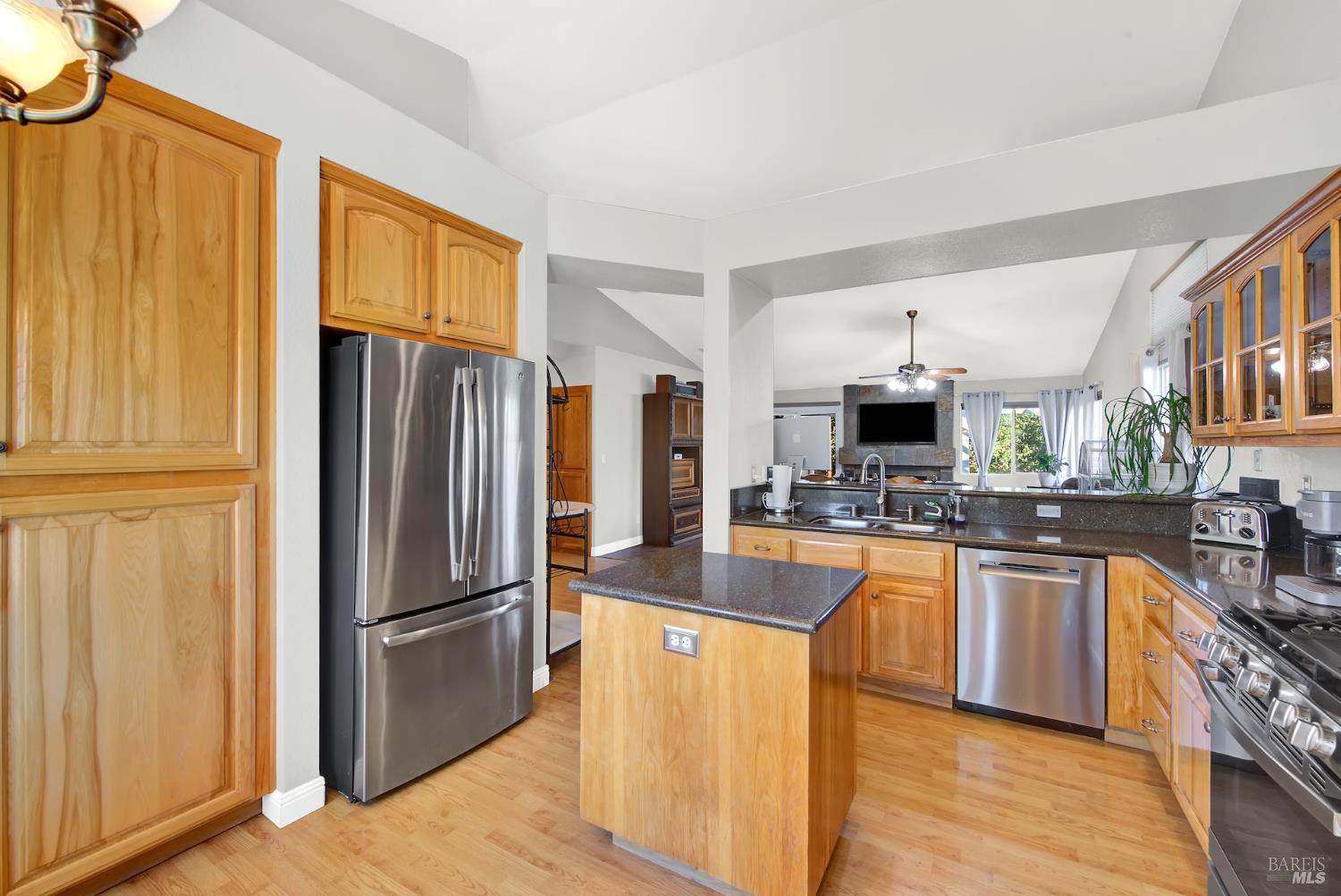 Detail Gallery Image 10 of 44 For 635 Evans Rd, Dixon,  CA 95620 - 3 Beds | 2 Baths