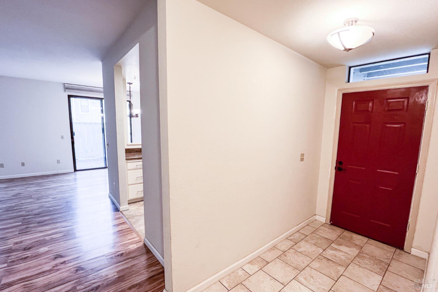 Detail Gallery Image 3 of 25 For 615 Cherry Ave, Sonoma,  CA 95476 - 2 Beds | 2 Baths