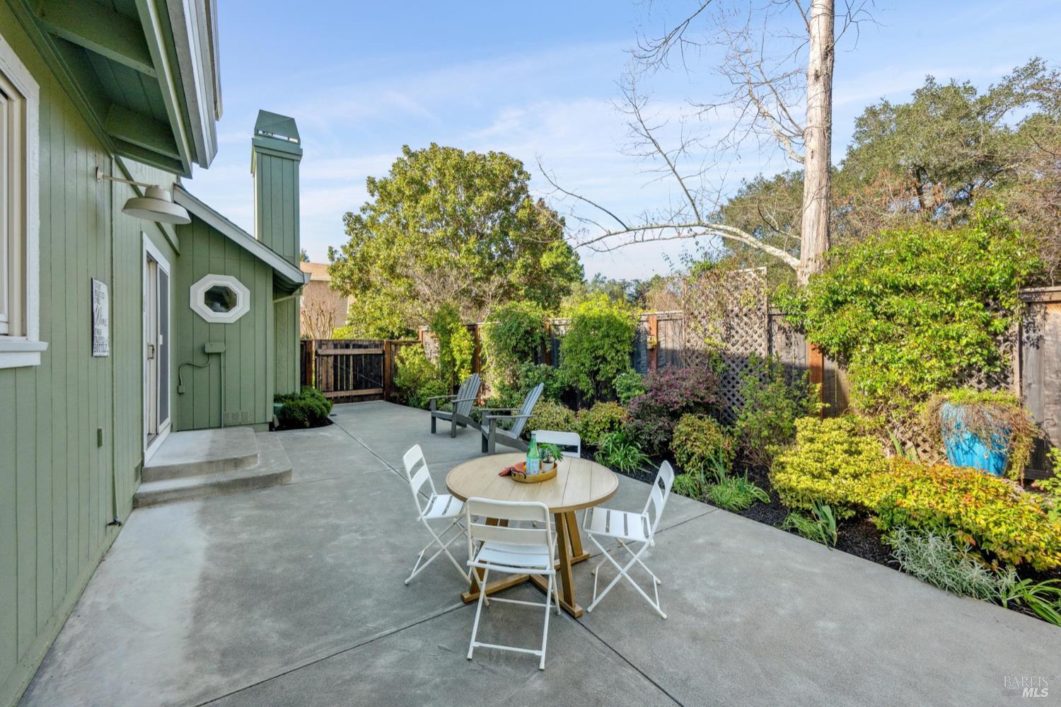 Detail Gallery Image 65 of 69 For 446 Tee Ct, Healdsburg,  CA 95448 - 4 Beds | 3 Baths