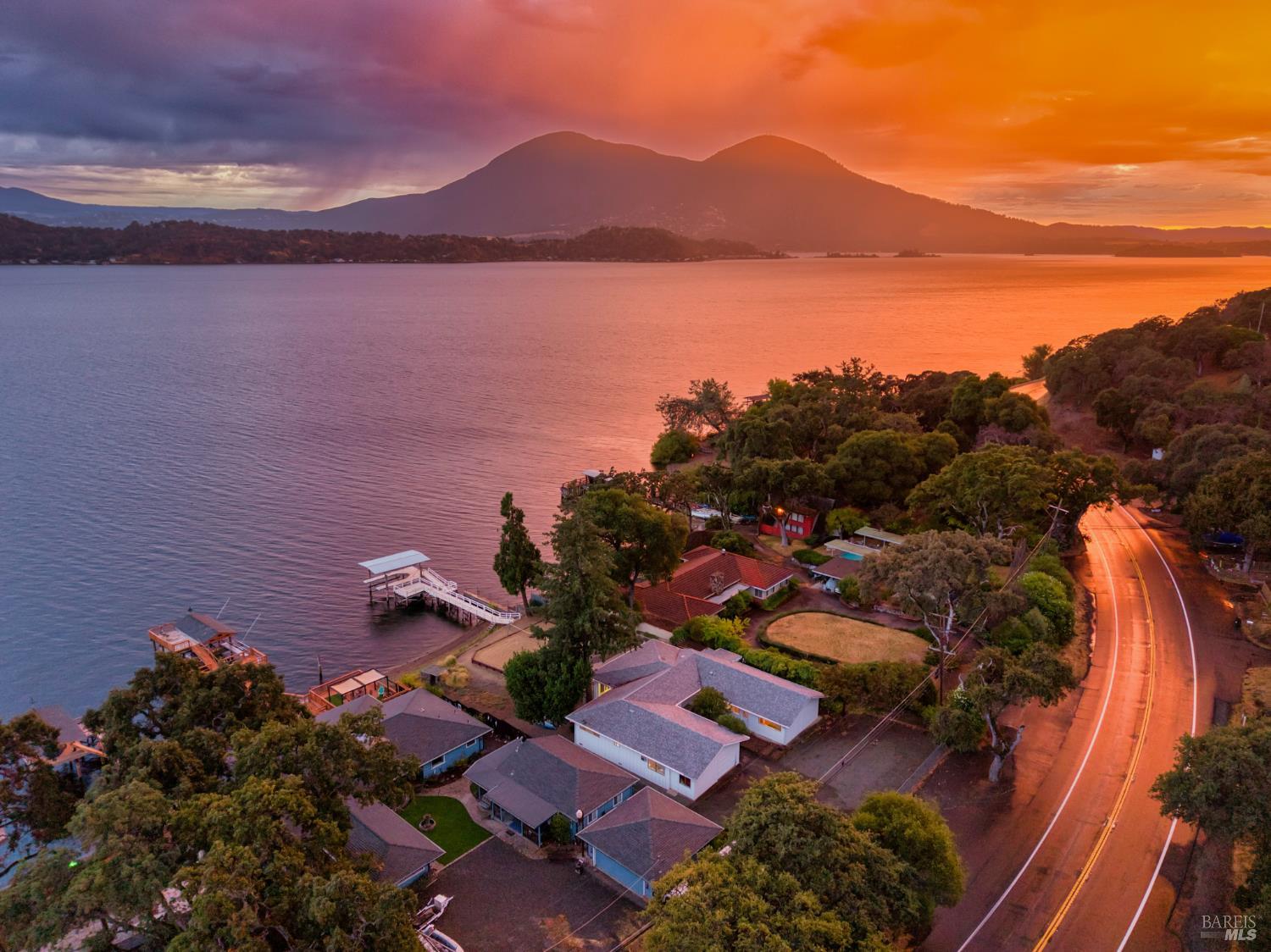 Detail Gallery Image 58 of 63 For 11145 E Highway 20 Unkn, Clearlake Oaks,  CA 95423 - 4 Beds | 2/1 Baths