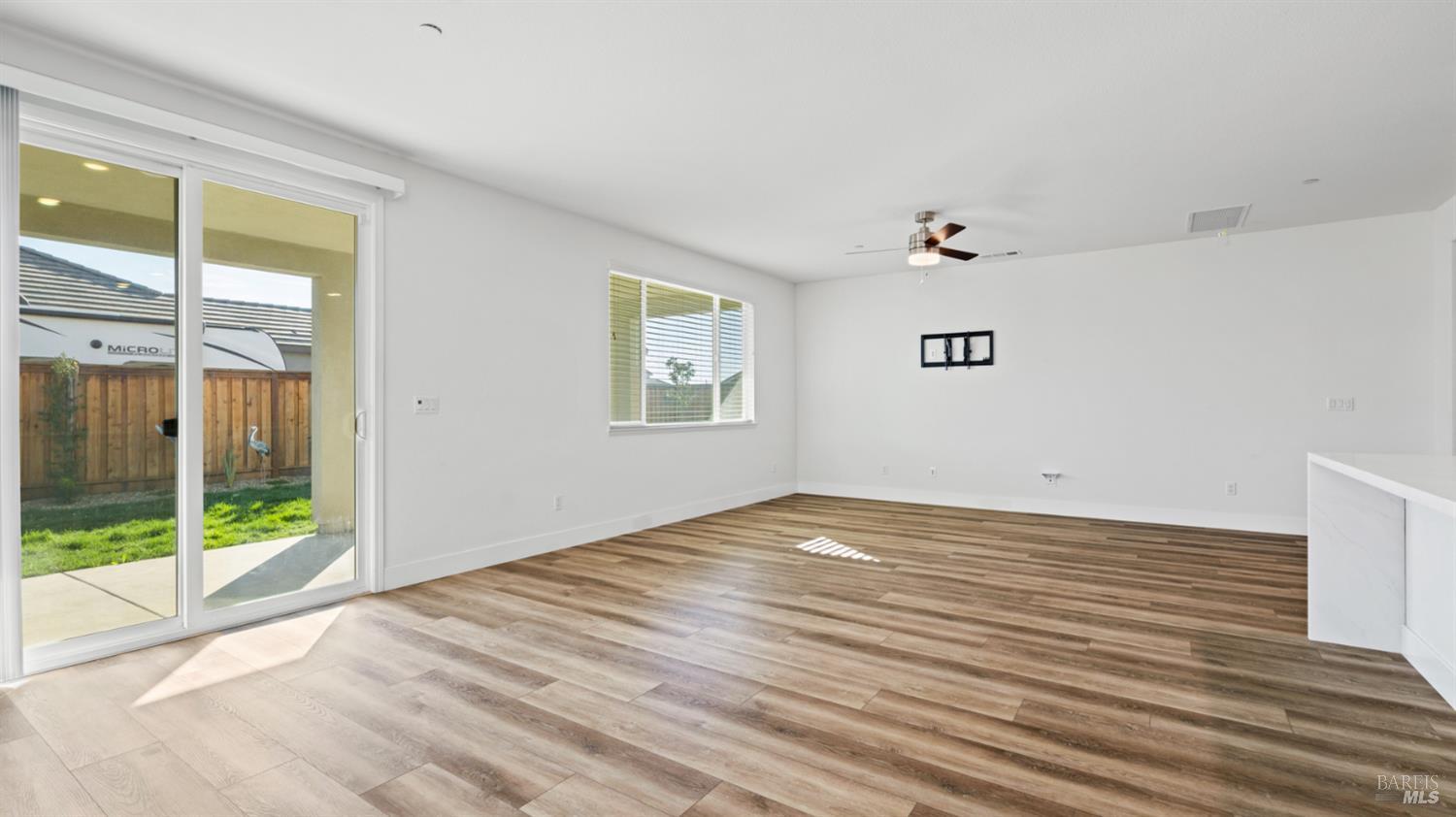 Detail Gallery Image 32 of 48 For 801 Billhook Dr, Vacaville,  CA 95687 - 3 Beds | 2 Baths