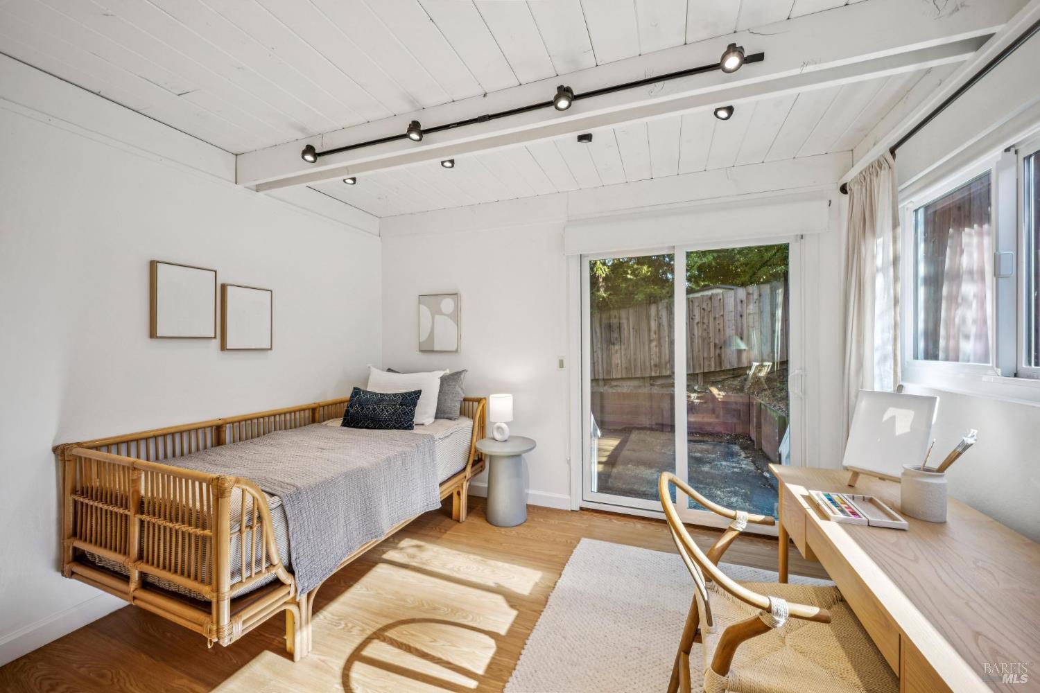 Detail Gallery Image 16 of 28 For 763 Marin Dr, Mill Valley,  CA 94941 - 3 Beds | 3 Baths