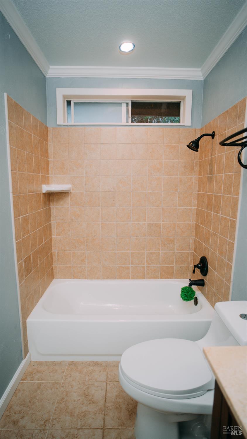 Detail Gallery Image 14 of 33 For 3607 Shoreline View Way, Kelseyville,  CA 95451 - 2 Beds | 1/1 Baths