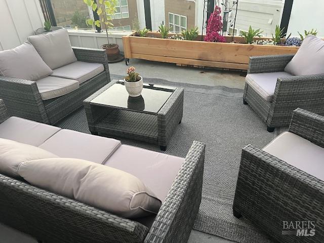 Detail Gallery Image 19 of 29 For 254 Verandah Ave, Novato,  CA 94945 - 3 Beds | 2/2 Baths