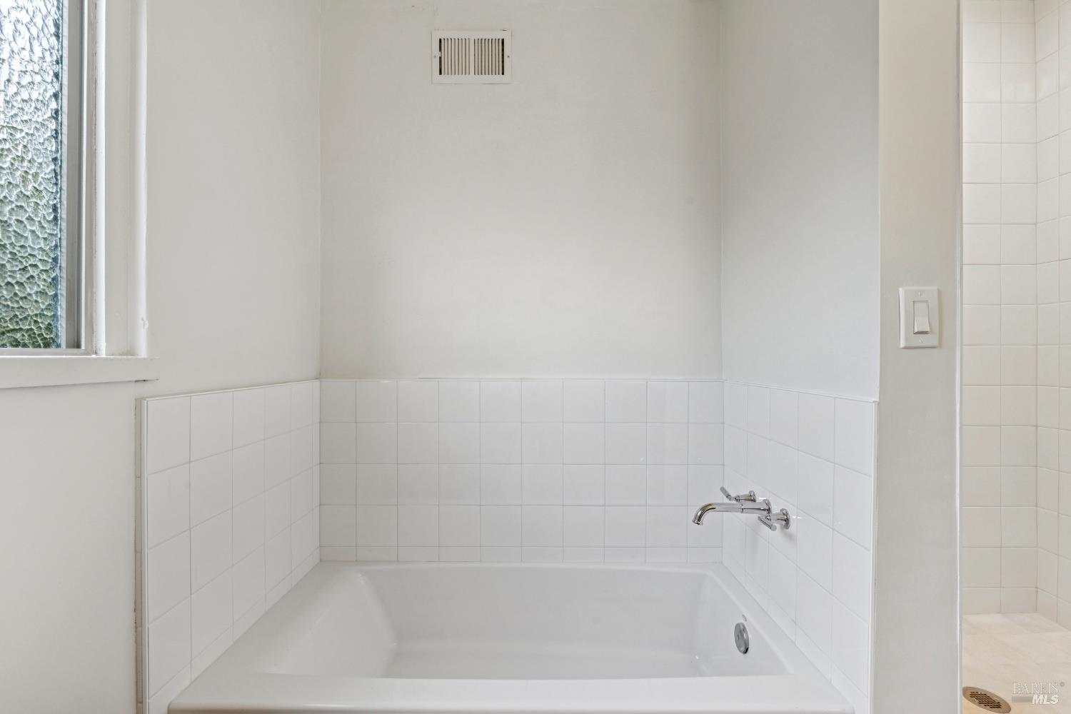 Detail Gallery Image 27 of 39 For 601 Baines Ave, Sonoma,  CA 95476 - 2 Beds | 1 Baths