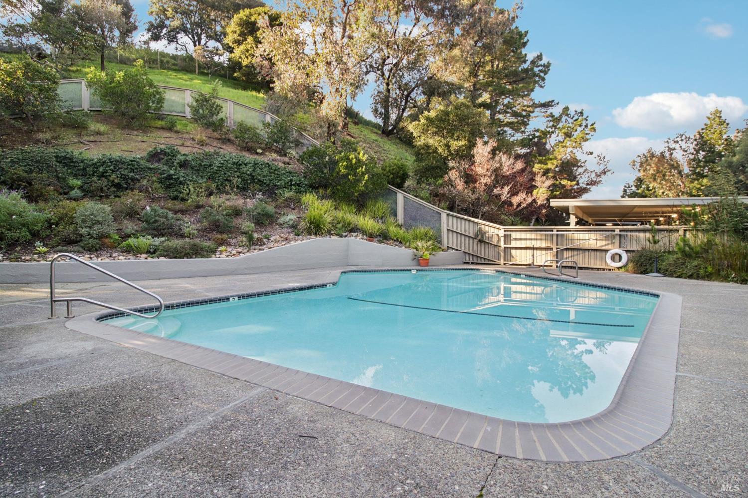 Detail Gallery Image 16 of 24 For 81 Anchorage Rd, Sausalito,  CA 94965 - 1 Beds | 1 Baths