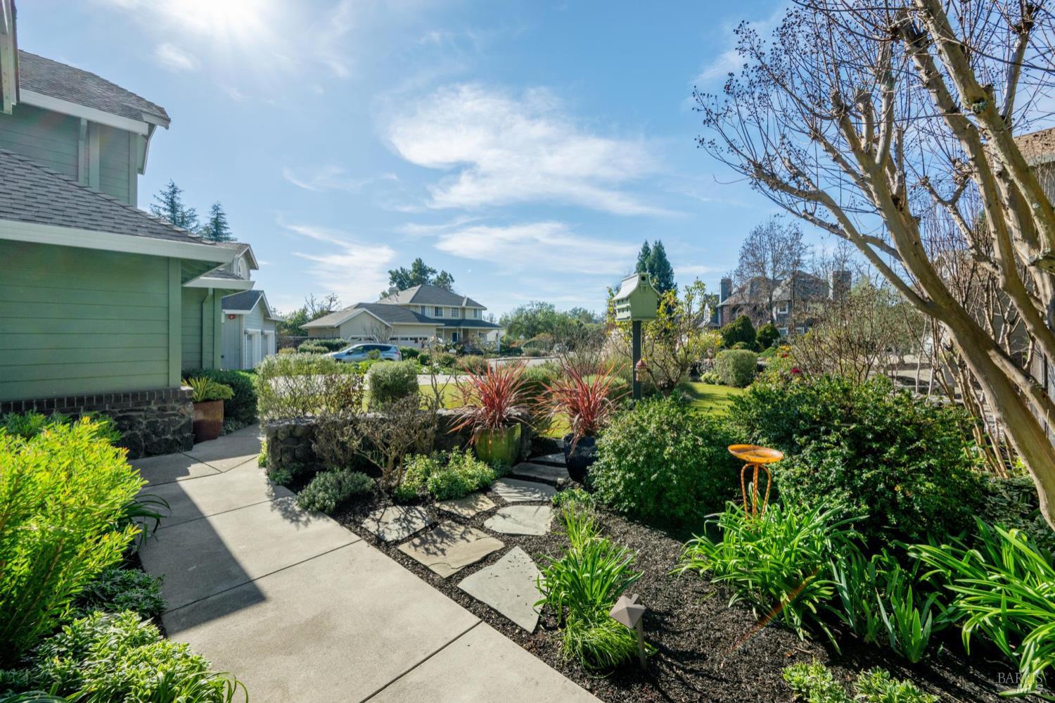 Detail Gallery Image 66 of 69 For 446 Tee Ct, Healdsburg,  CA 95448 - 4 Beds | 3 Baths