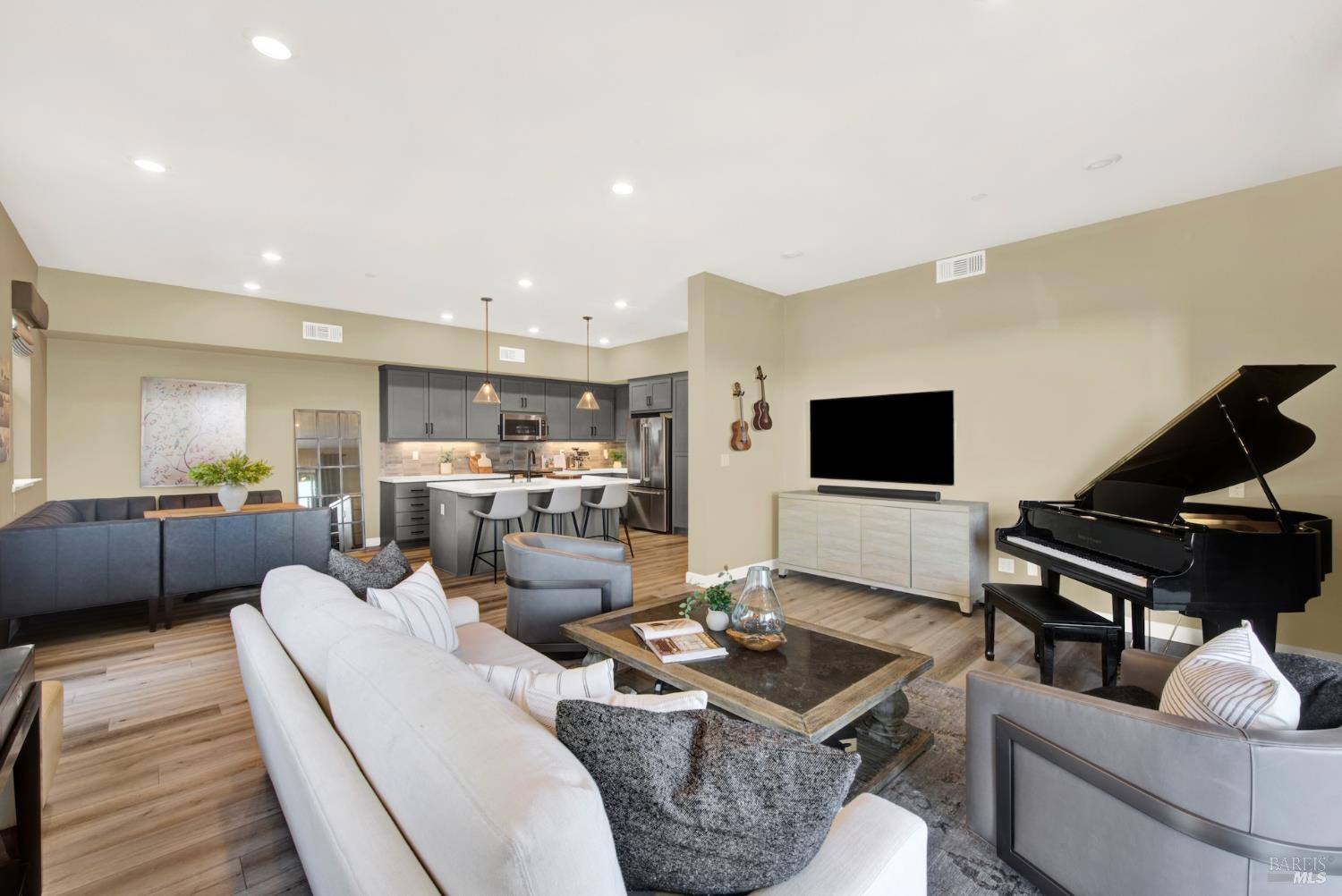 Detail Gallery Image 10 of 79 For 2282 Solace Vis, Fairfield,  CA 94533 - 2 Beds | 2 Baths