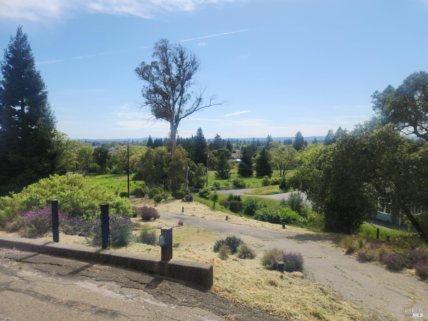 Detail Gallery Image 3 of 12 For 4980 Carriage Ln, Santa Rosa,  CA 95403 - – Beds | – Baths