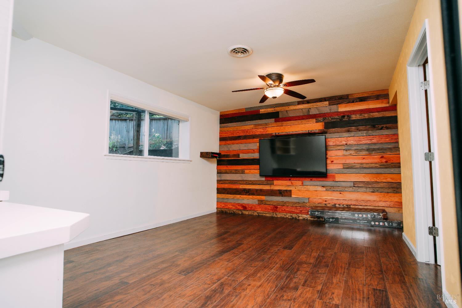 Detail Gallery Image 28 of 33 For 3607 Shoreline View Way, Kelseyville,  CA 95451 - 2 Beds | 1/1 Baths