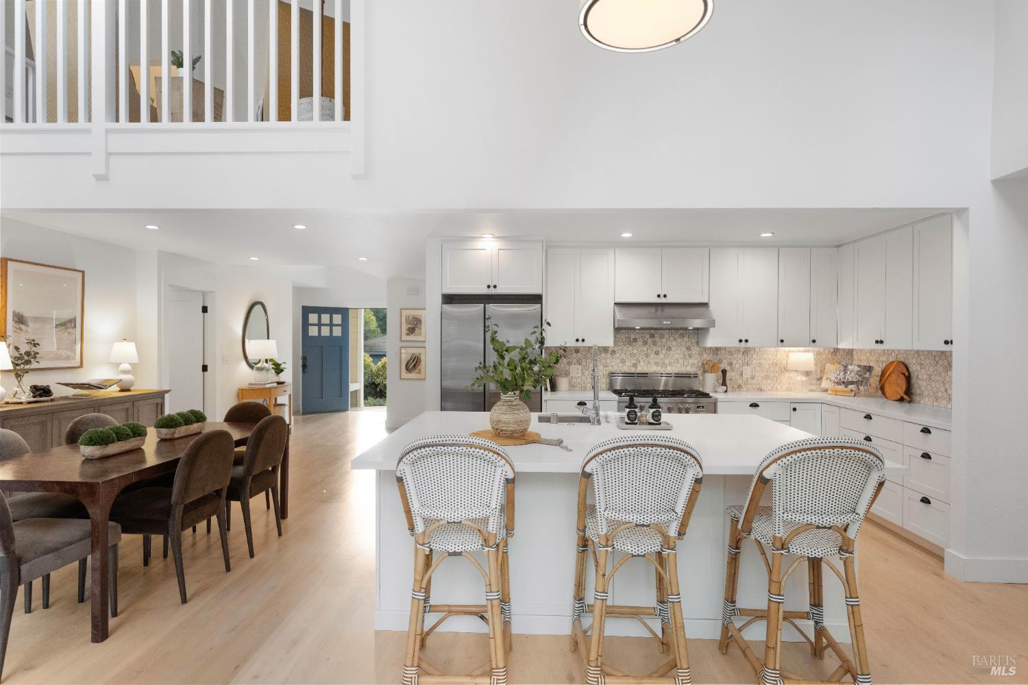 Detail Gallery Image 8 of 38 For 13605 Garric Ave, Glen Ellen,  CA 95442 - 5 Beds | 4/1 Baths