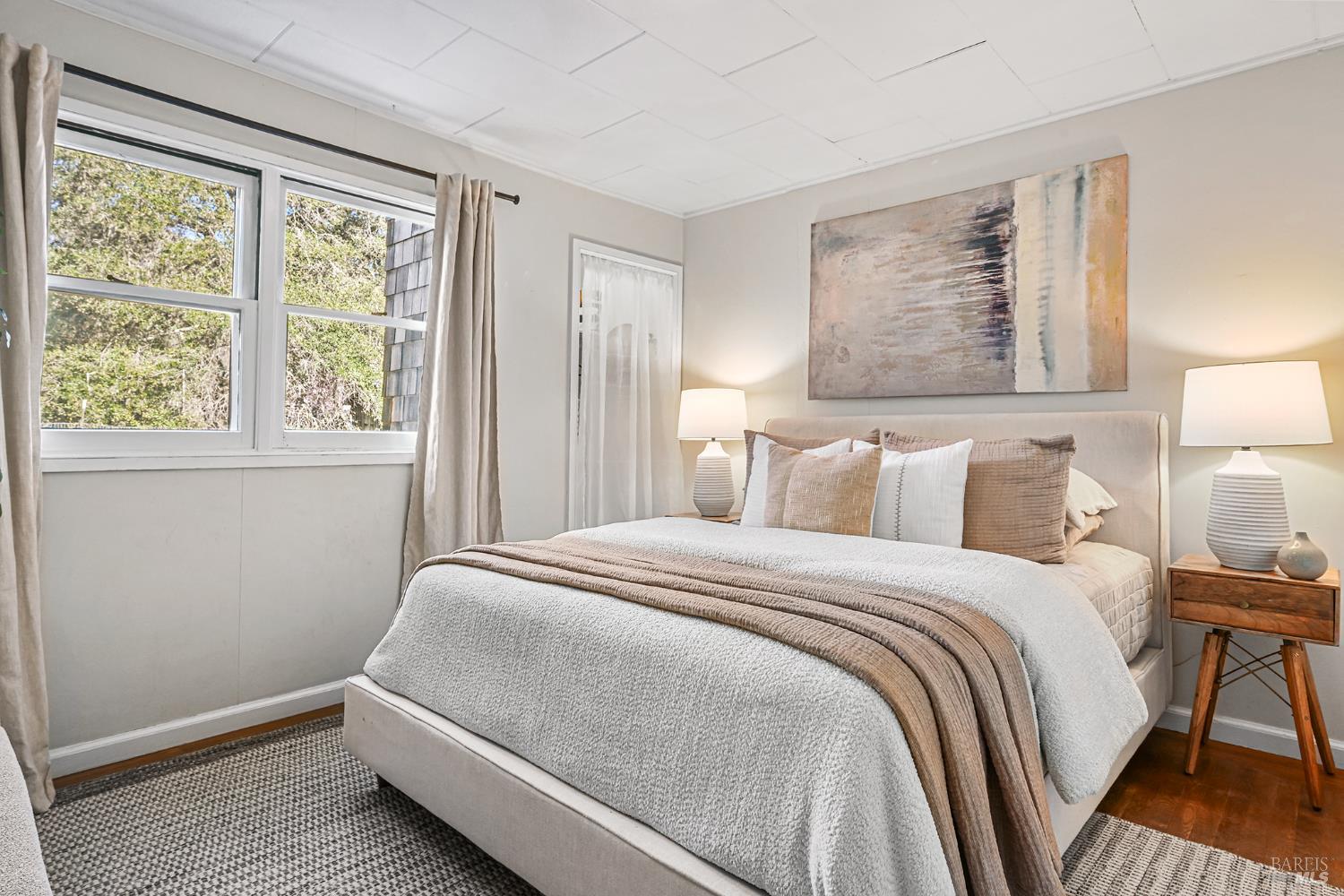 Detail Gallery Image 19 of 54 For 60 Sacramento Ave, San Anselmo,  CA 94960 - 2 Beds | 1 Baths