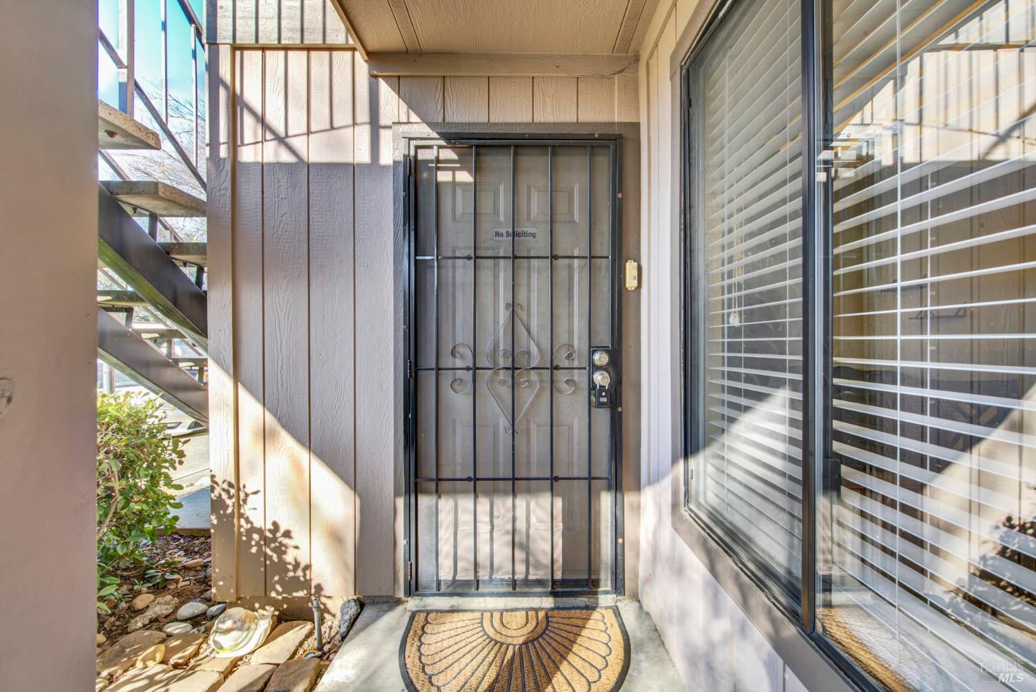 Detail Gallery Image 3 of 55 For 1801 Marshall Rd #801,  Vacaville,  CA 95687 - 2 Beds | 2 Baths