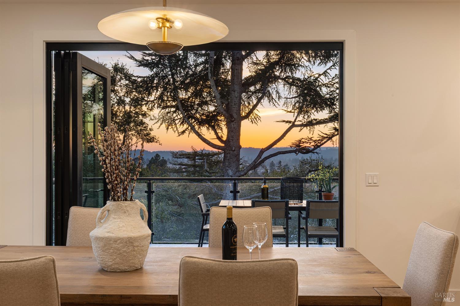 Detail Gallery Image 6 of 74 For 559 E Spring St, Napa,  CA 94559 - 3 Beds | 3/2 Baths