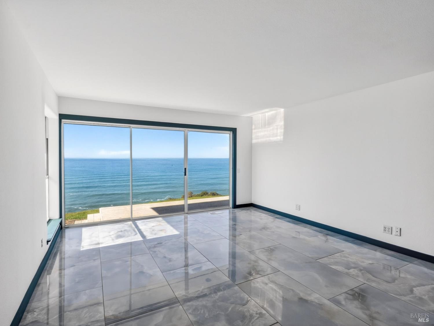 Detail Gallery Image 29 of 61 For 14800 Navarro Way, Manchester,  CA 95459 - 4 Beds | 3 Baths