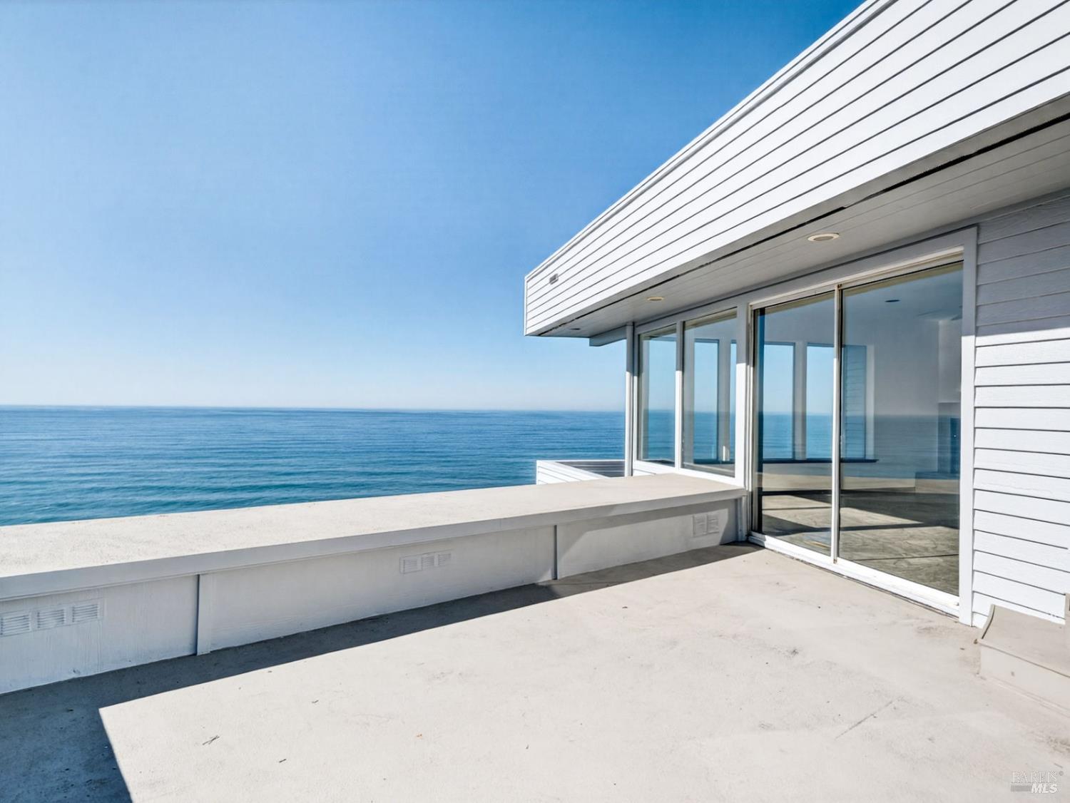 Detail Gallery Image 6 of 61 For 14800 Navarro Way, Manchester,  CA 95459 - 4 Beds | 3 Baths