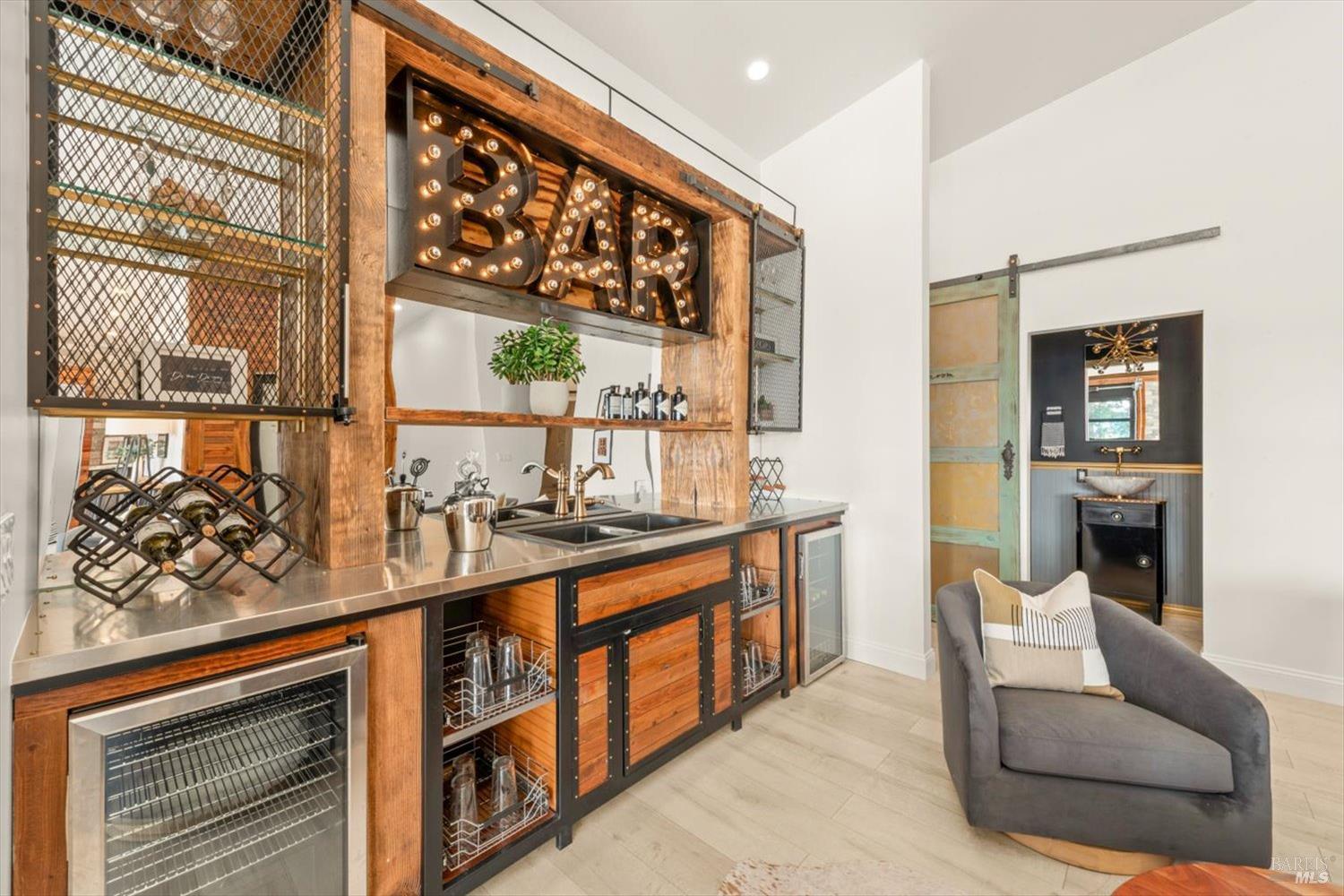 Detail Gallery Image 30 of 99 For 2135 E 2nd St, Benicia,  CA 94510 - 5 Beds | 4 Baths