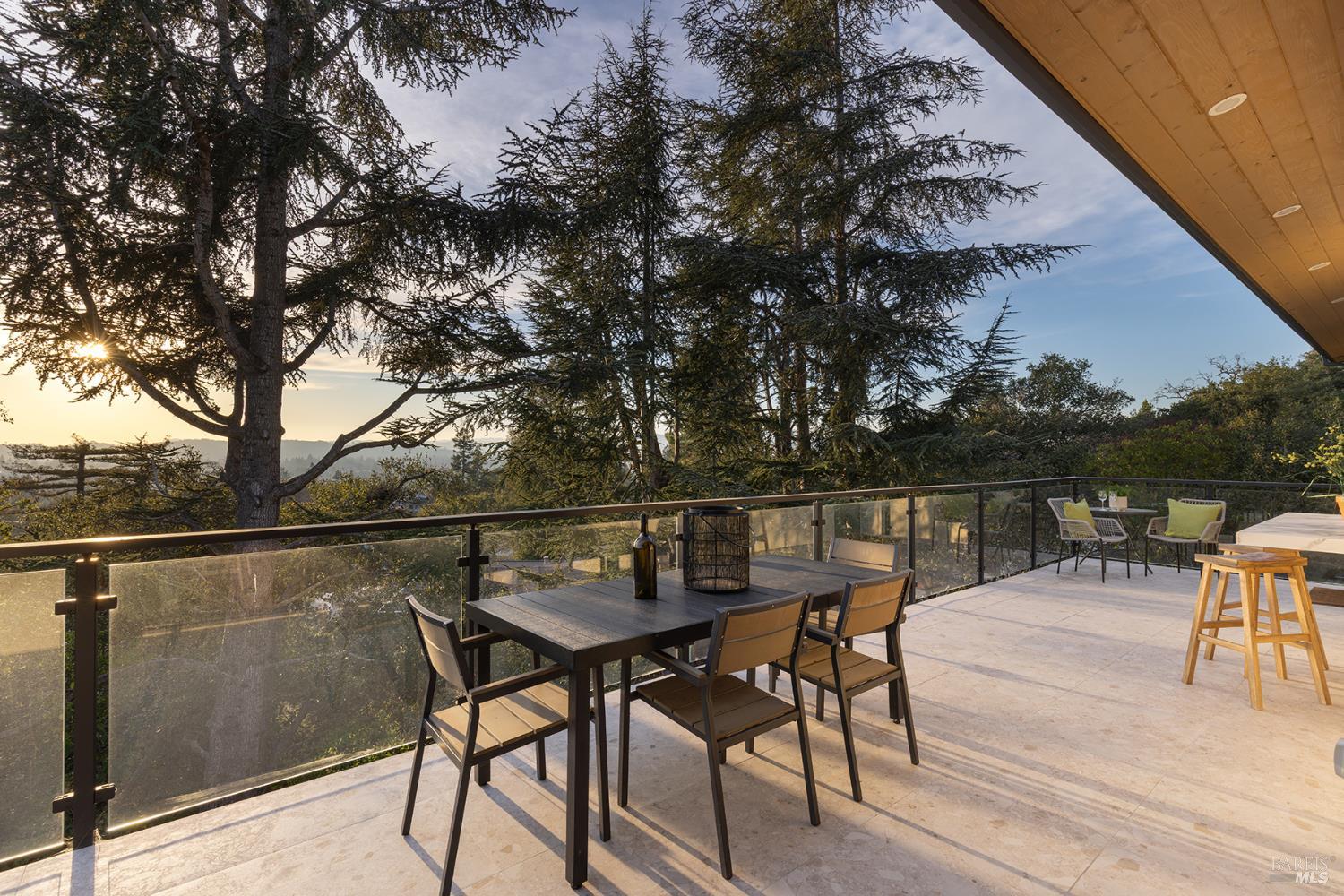 Detail Gallery Image 50 of 74 For 559 E Spring St, Napa,  CA 94559 - 3 Beds | 3/2 Baths