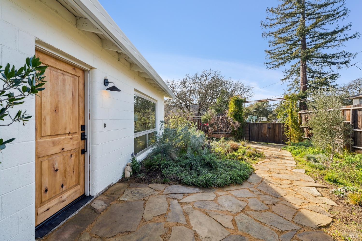 Front Image Thumbnail for BA325104031