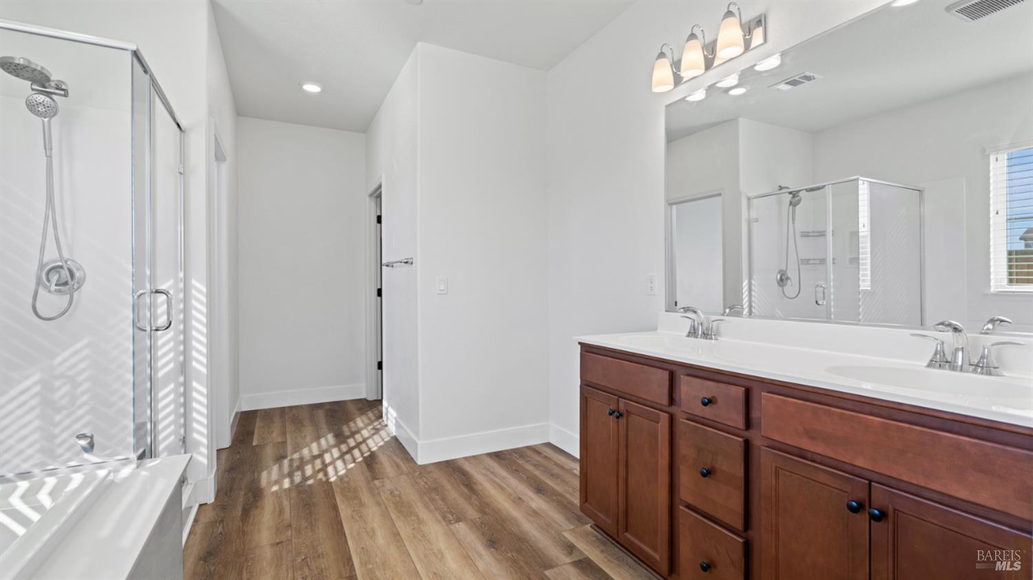 Detail Gallery Image 23 of 48 For 801 Billhook Dr, Vacaville,  CA 95687 - 3 Beds | 2 Baths