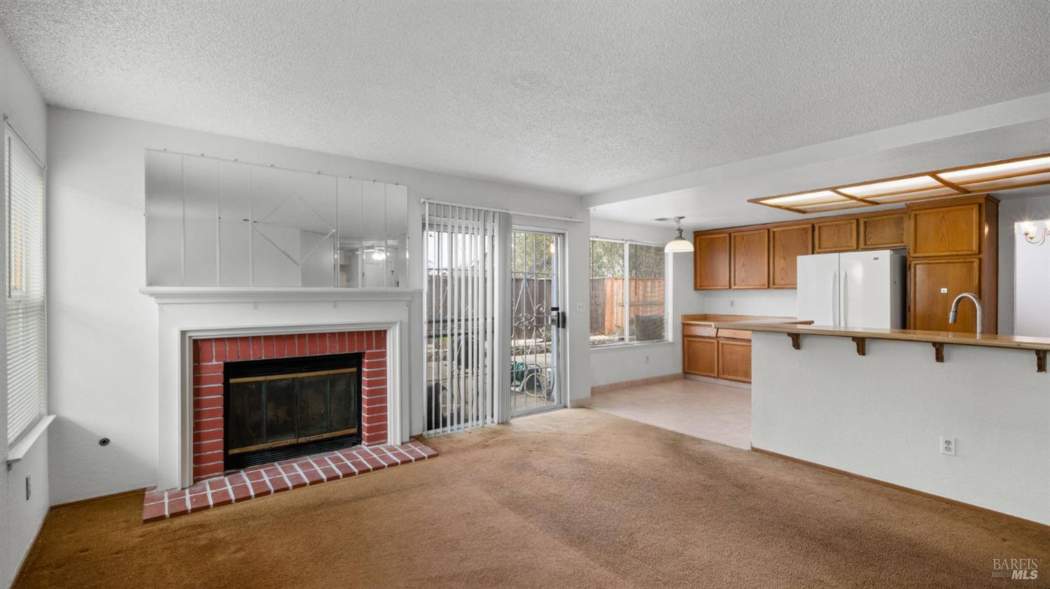 Detail Gallery Image 13 of 45 For 22 Brighton Dr, Vallejo,  CA 94591 - 4 Beds | 3 Baths