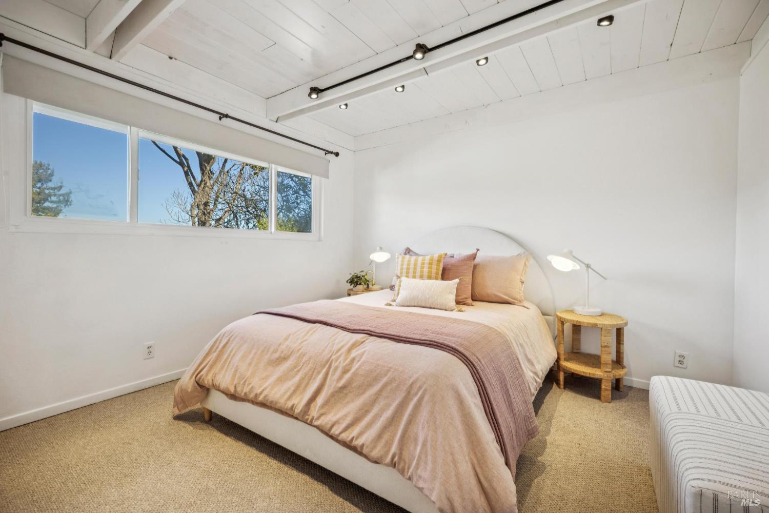 Detail Gallery Image 14 of 28 For 763 Marin Dr, Mill Valley,  CA 94941 - 3 Beds | 3 Baths